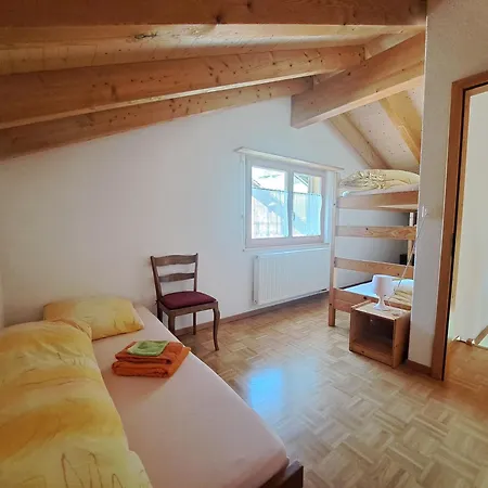 Tariche Centre De Vacances Saint-Ursanne Room photo